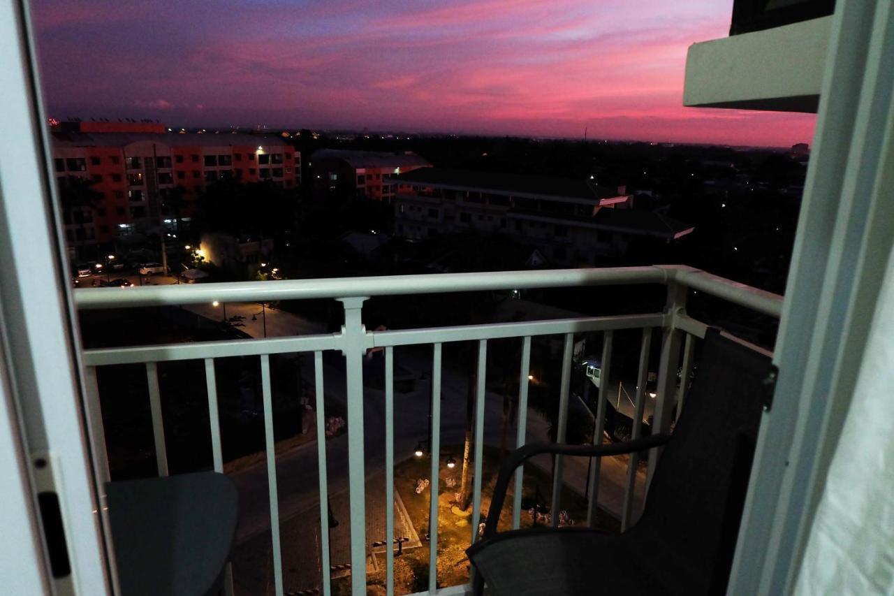 Stay And Fly At Amani Grand Resort Residences Lapu-Lapu City Buitenkant foto